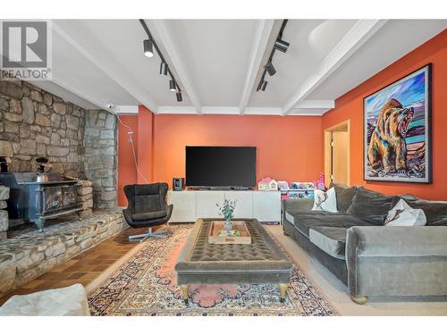 661 Lakeview  Road, Windermere, BC - Indoor Photo Showing Living Room With Fireplace