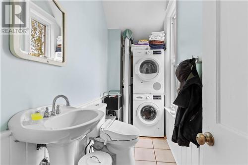 71 High Street, Carleton Place, ON - Indoor Photo Showing Laundry Room