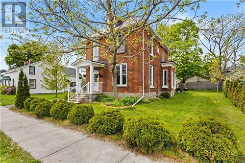 71 High Street, Carleton Place, ON - Outdoor