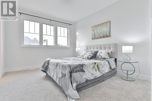 116 Sikura Circle, Aurora, ON - Indoor Photo Showing Bedroom