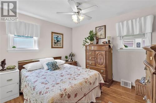 3291 Maisonneuve, Windsor, ON - Indoor Photo Showing Bedroom