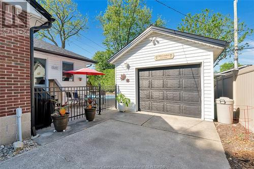 3291 Maisonneuve, Windsor, ON - Outdoor With Exterior