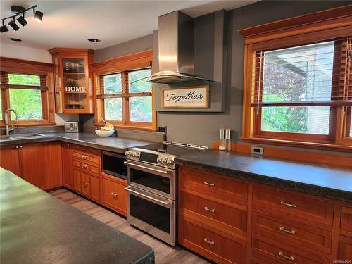 219 Sunningdale Rd East, Qualicum Beach, BC - Indoor Photo Showing Kitchen With Double Sink
