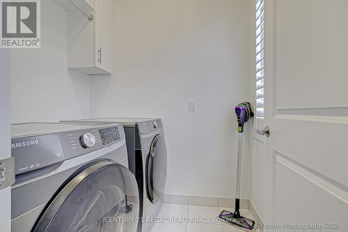 18 Totten Trail, New Tecumseth, ON - Indoor Photo Showing Laundry Room