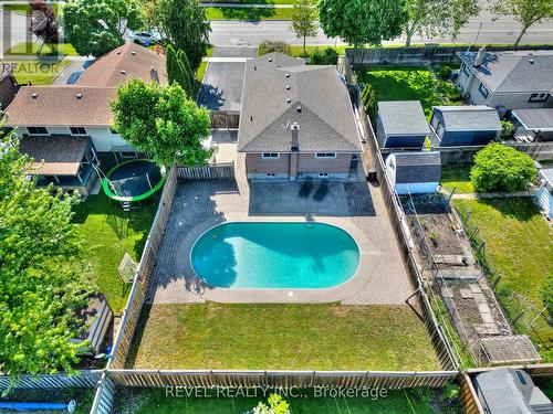 139 Woodrow Street, St. Catharines, ON - Outdoor With In Ground Pool
