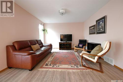 1584 Wahlmeier Drive, Estevan, SK - Indoor Photo Showing Living Room