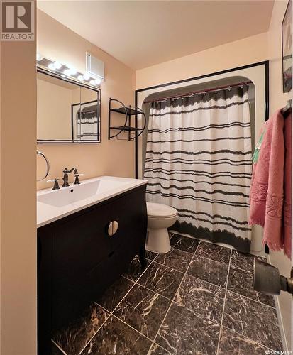 1584 Wahlmeier Drive, Estevan, SK - Indoor Photo Showing Bathroom