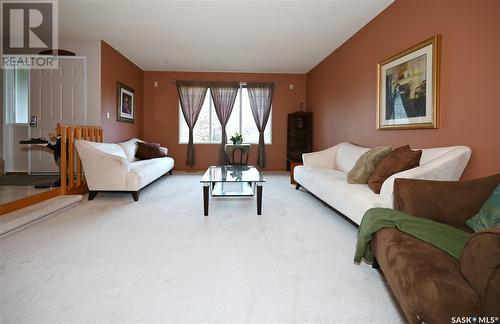 1584 Wahlmeier Drive, Estevan, SK - Indoor Photo Showing Living Room