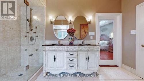 12 Jarvis Avenue, Aurora, ON - Indoor Photo Showing Bathroom