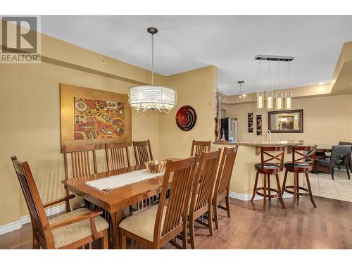 1128 Sunset Drive Drive Unit# 407, Kelowna, BC - Indoor Photo Showing Dining Room