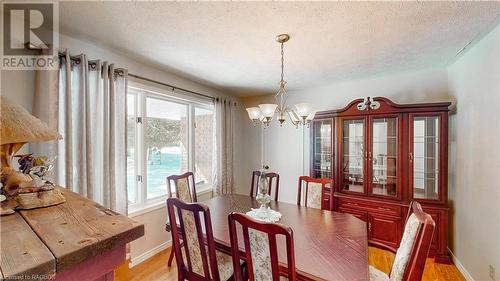495155 Traverston Road N, West Grey, ON - Indoor Photo Showing Dining Room