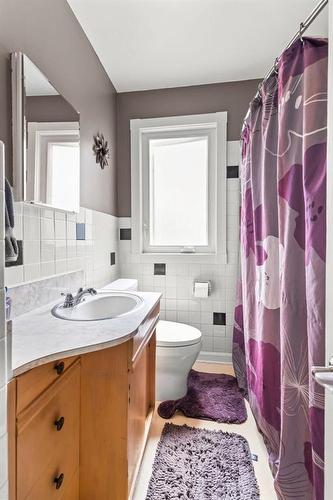 176 Leila Avenue, Winnipeg, MB - Indoor Photo Showing Bathroom