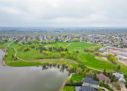 22 Meadowbank Road, Winnipeg, MB - Outdoor With View