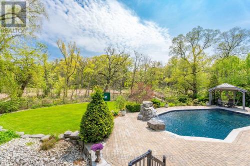 1292 Contour Drive, Mississauga, ON - Outdoor With In Ground Pool With Backyard