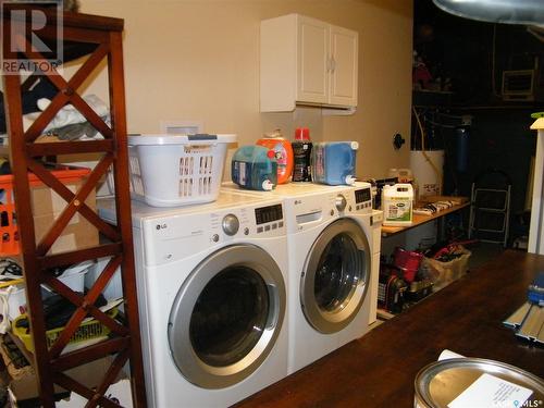 43 Lakeshore Drive, Lucien Lake, SK - Indoor Photo Showing Laundry Room