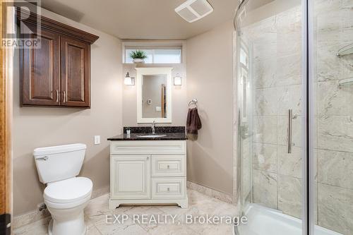6 Clydebank Drive, Cambridge, ON - Indoor Photo Showing Bathroom