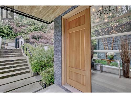 2460 Palmerston Avenue, West Vancouver, BC - Outdoor With Exterior