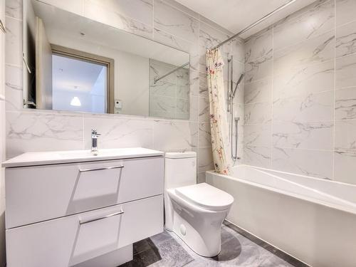 Bathroom - 120A-1400 Rue Ottawa, Montréal (Le Sud-Ouest), QC - Indoor Photo Showing Bathroom