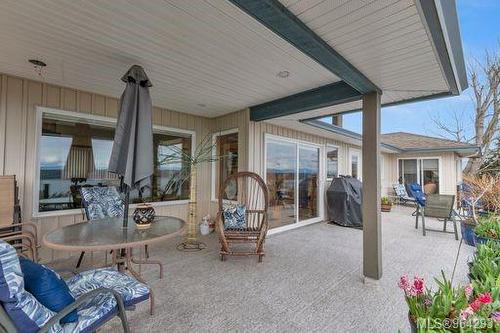 253 Alder St South, Campbell River, BC - Outdoor With Deck Patio Veranda With Exterior