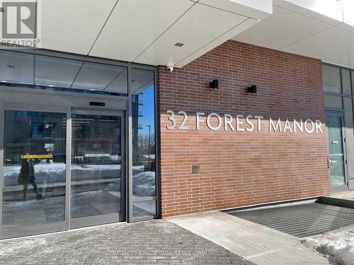 3004 - 32 Forest Manor Road, Toronto, ON - Outdoor