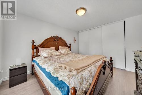 62 Amberwood Square, Brampton, ON - Indoor Photo Showing Bedroom