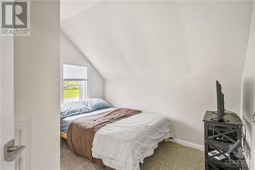 5621 Lanark County Rd 43 West Highway, Perth, ON - Indoor Photo Showing Bedroom