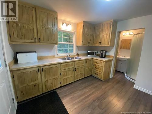 200 West Tennants Cove Road, Lower Kars, NB - Indoor Photo Showing Kitchen With Double Sink