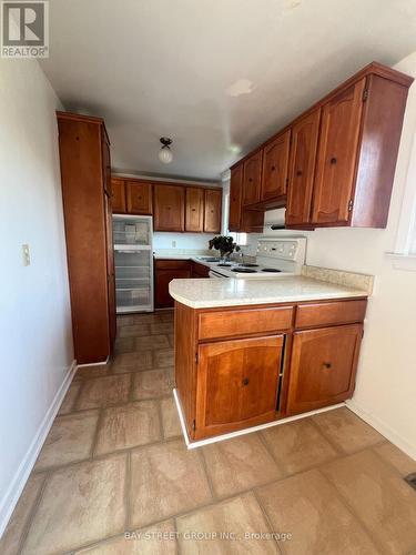 2Nd Fl - 539 Elgin Mills Road W, Richmond Hill, ON - Indoor Photo Showing Kitchen