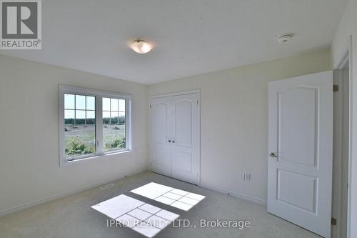 12 Shapira Avenue, Wasaga Beach, ON - Indoor Photo Showing Other Room