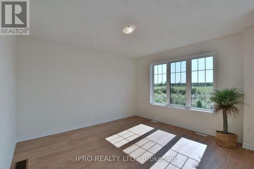 12 Shapira Avenue, Wasaga Beach, ON - Indoor Photo Showing Other Room