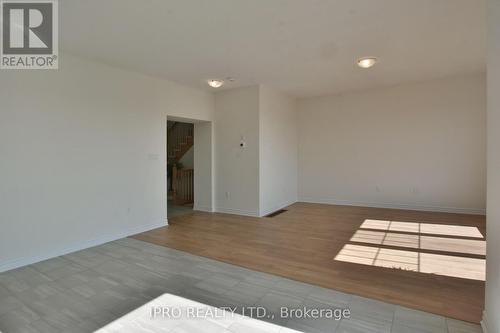 12 Shapira Avenue, Wasaga Beach, ON - Indoor Photo Showing Other Room