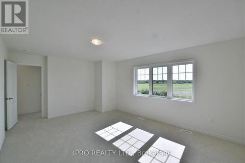 12 Shapira Avenue, Wasaga Beach, ON - Indoor Photo Showing Other Room