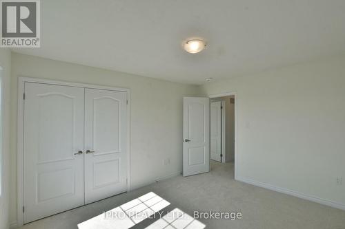 12 Shapira Avenue, Wasaga Beach, ON - Indoor Photo Showing Bedroom