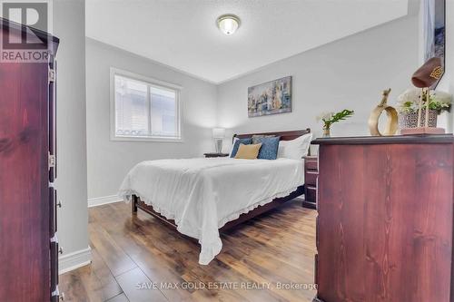 85 Cityview Circle, Barrie (Holly), ON - Indoor Photo Showing Bedroom