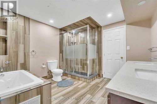 85 Cityview Circle, Barrie (Holly), ON - Indoor Photo Showing Bathroom