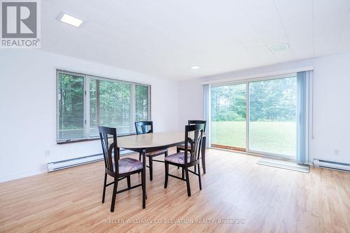 20 Mulberry Court, Tiny, ON - Indoor Photo Showing Dining Room