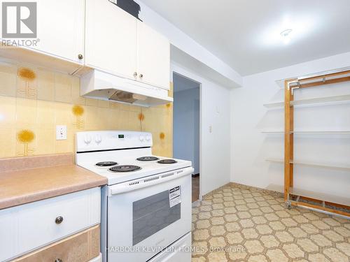 2011 - 61 Richview Road, Toronto (Humber Heights), ON - Indoor Photo Showing Kitchen