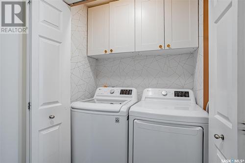 354 Marcotte Crescent, Saskatoon, SK - Indoor Photo Showing Laundry Room