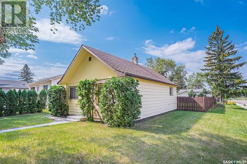 941 K Avenue N, Saskatoon, SK - Outdoor