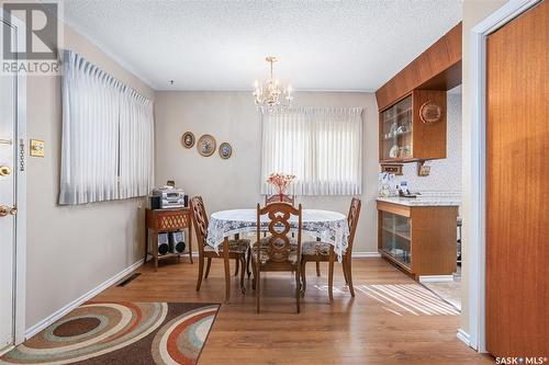 941 K Avenue N, Saskatoon, SK - Indoor Photo Showing Dining Room