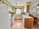 87 Macdonald Crescent, Swift Current, SK  - Indoor Photo Showing Kitchen With Double Sink 