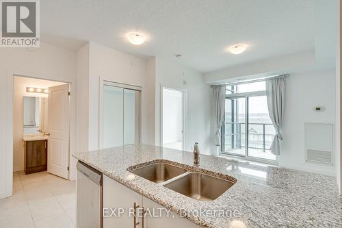 413 - 101 Shoreview Place, Hamilton (Stoney Creek), ON - Indoor Photo Showing Kitchen With Double Sink