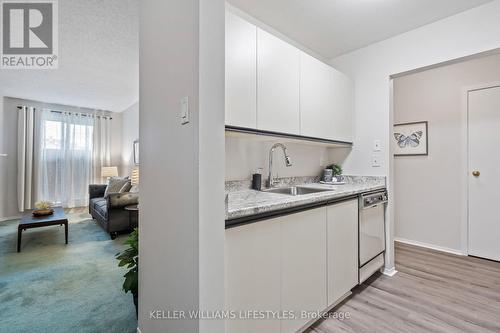 Kitchen - 103 - 729 Deveron Crescent, London, ON - Indoor Photo Showing Kitchen