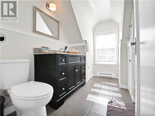 73 Woodland Drive, Moncton, NB - Indoor Photo Showing Bathroom