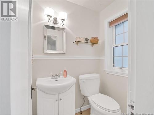 73 Woodland Drive, Moncton, NB - Indoor Photo Showing Bathroom