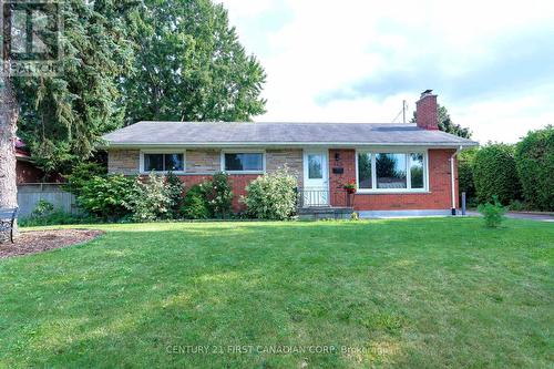 415 Chippendale Crescent, London, ON - Outdoor