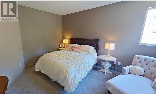 1067 Westpoint Drive, Kelowna, BC - Indoor Photo Showing Bedroom