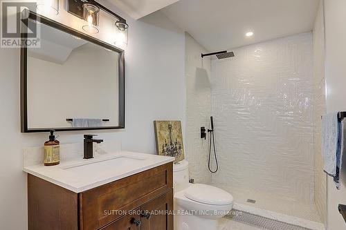 519 Highcliffe Drive, Vaughan (Uplands), ON - Indoor Photo Showing Bathroom