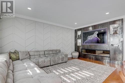 519 Highcliffe Drive, Vaughan (Uplands), ON - Indoor Photo Showing Living Room