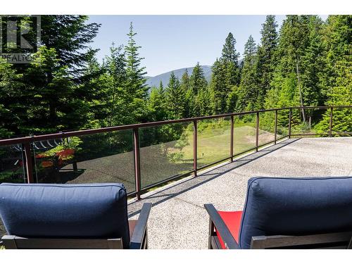 4625 Crescent View  Drive, Nelson, BC - Outdoor